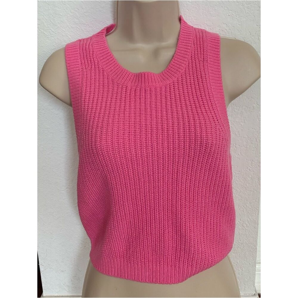 Divided Ribbed Knit Sleeveless Top Size Medium